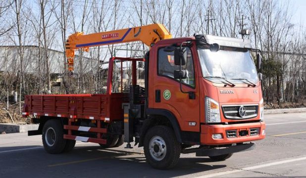 點擊查看詳細信息<br>標題：3.2噸大運隨車吊 閱讀次數：1788