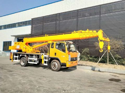 點擊查看詳細信息<br>標題：12噸凱馬汽車吊 閱讀次數：1667