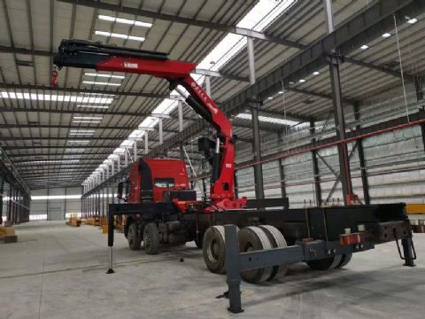 點擊查看詳細信息<br>標題：15噸折臂吊 閱讀次數：2174